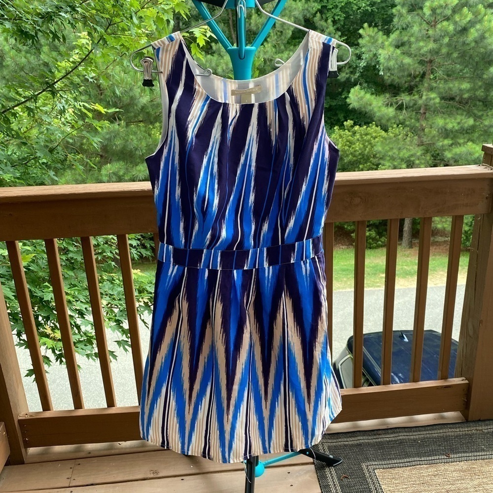 Banana Republic blue patterned dress size 4